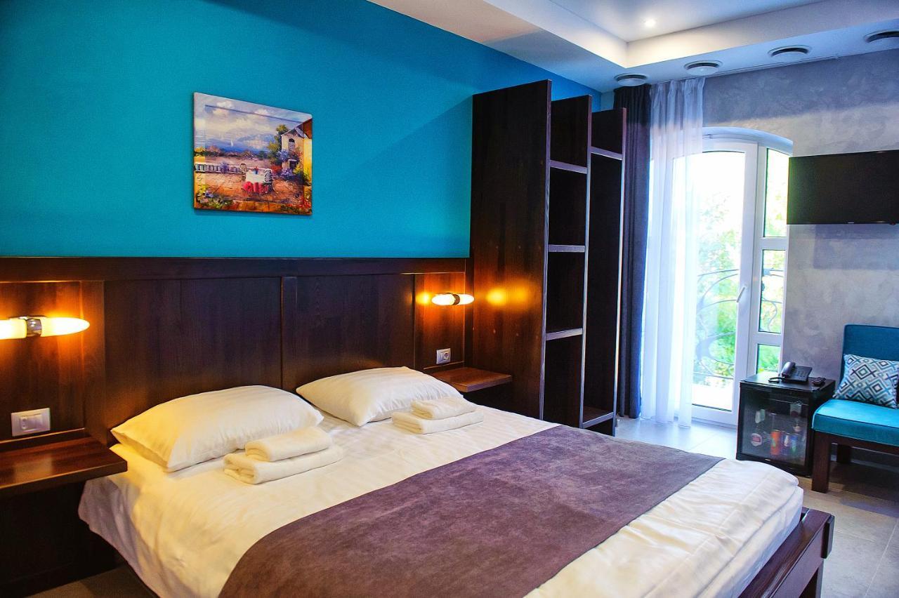 Gaudi Stylish Hotel Odesa Exterior photo