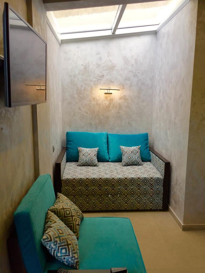 Gaudi Stylish Hotel Odesa Exterior photo